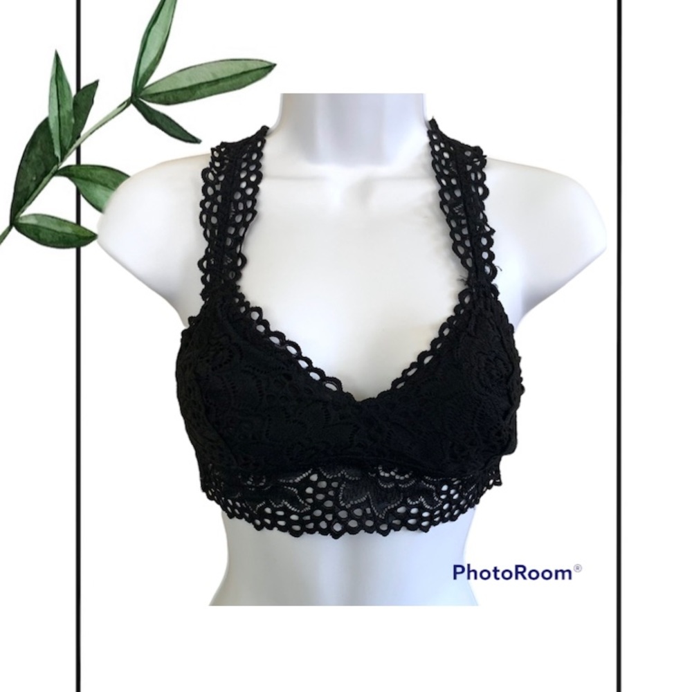 Aerie Women’s Black Racerback Eyelet Bralette